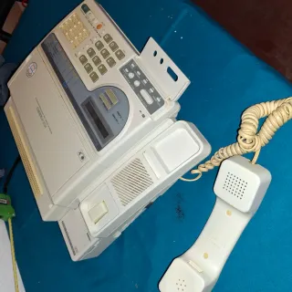 Telefono / Fax Panasonic KX-F380 con contestador