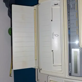 Telefono / Fax Panasonic KX-F380 con contestador