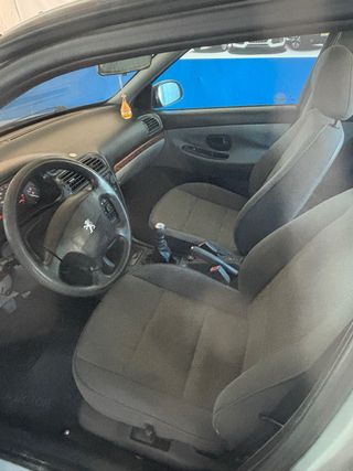 Peugeot 406 2003
