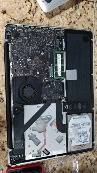 MacBook Pro 13 2012 Intel Core i5 16GB RAM