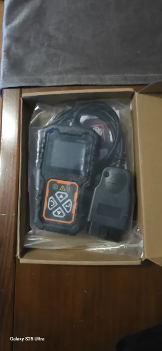 Máquina Diagnóstico OBD2 Universal