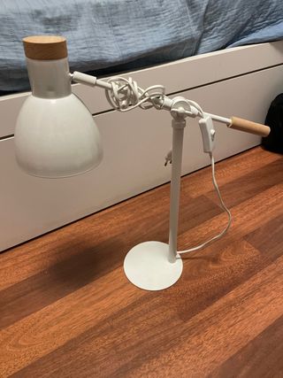 Lámpara de escritorio metal y madera