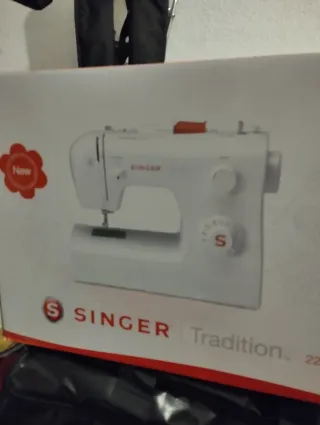 Máquina de Coser Singer Tradition 2250