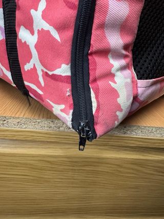 Transportín blando camuflaje rosa.