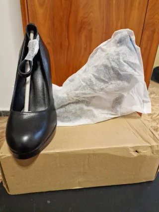 Zapatos de tacón negros