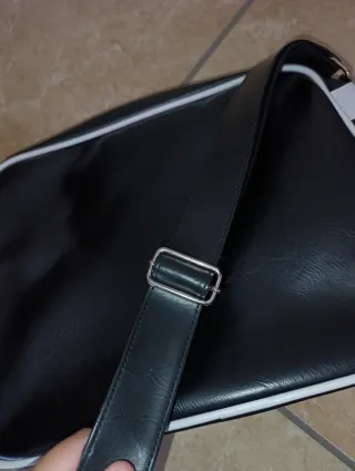 Borsa Gola con fiori colorati