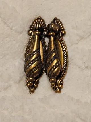 Par de tiradores antiguos latón