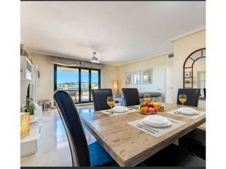 Piso en alquiler en Torrequebrada en Benalmádena