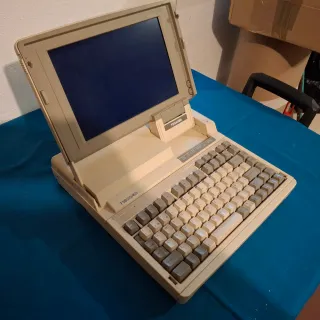 Portátil Retro Toshiba T1800