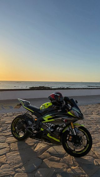Carenado Yamaha R6r 2007