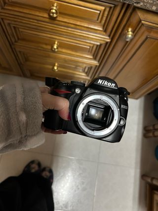 Pack Cámara Nikon D3000 + Lentes + Cargador