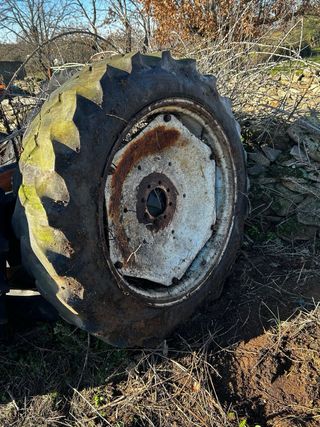 Cubiertas de tractor dos unidad13.S-36 con llantas