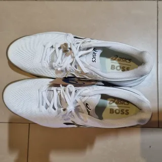 Zapatillas Asics Padel Blancas y Doradas