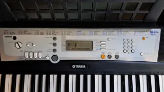 Teclado Yamaha YPT-200