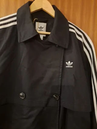 Abrigo Adidas Negra Talla M