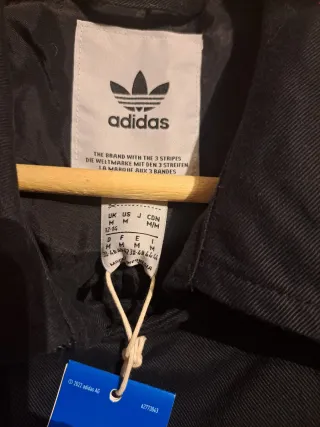 Abrigo Adidas Negra Talla M
