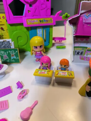 Lote Pinypon con figuras y accesorios