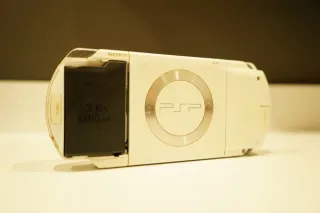 Sony PSP-1004 Bianca