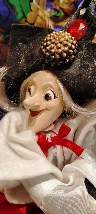 Befana bambola artigianale