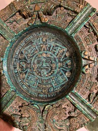 Conjunto Cenicero y Posavasos Aztecas