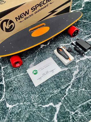 Monopatín Eléctrico Teledirigido