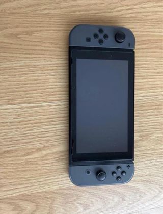 Nintendo Switch + Mando Pro + Funda