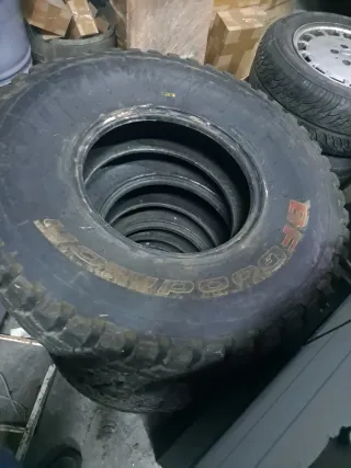 Neumáticos 4x4  37.12.5 r17