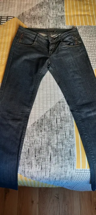 Pantalones vaqueros azules