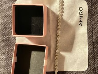 Set 2 Collane e un braccialetto tutto come la foto