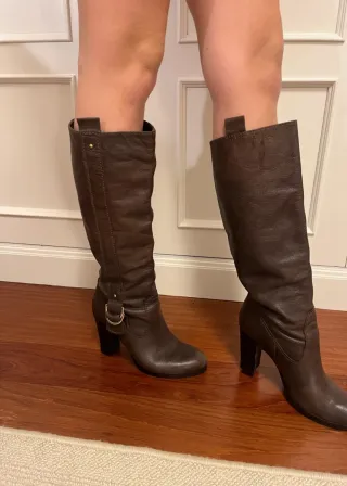 Botas de tacón marrones