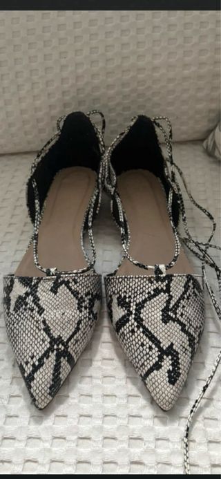 ASOS Zapatos Planos Puntiagudos con Cordones