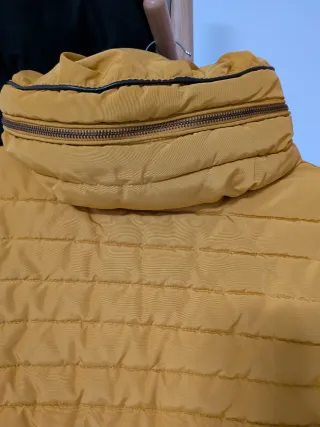 Chaqueta Zara Amarilla