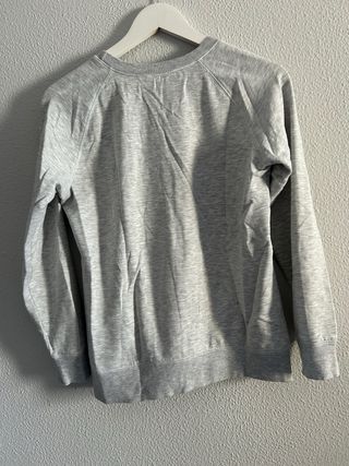 Sudadera gris