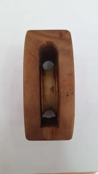 Motones o poleas de madera con rueda de nailon