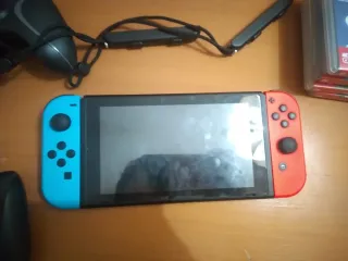 Nintendo Switch con giochi e accessori