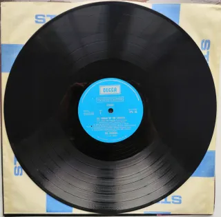 LP 1970 🇬🇧 THE ZOMBIES - THE WORLD OF THE ZOMBIE