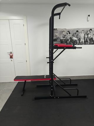 Multiestación de musculación y dominadas