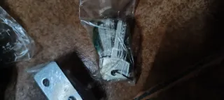 Cerrojo de seguridad metálico