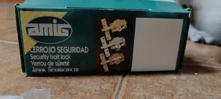 Cerrojo de seguridad metálico