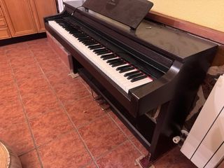 Piano Yamaha Clavinova CLP-154S