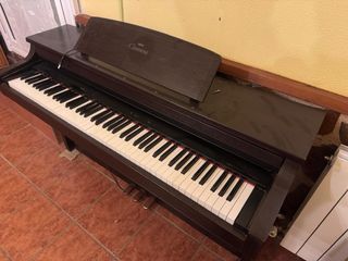 Piano Yamaha Clavinova CLP-154S