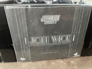 Hot Toys John Wick 4 Figura 1/6 Keanu Reeves