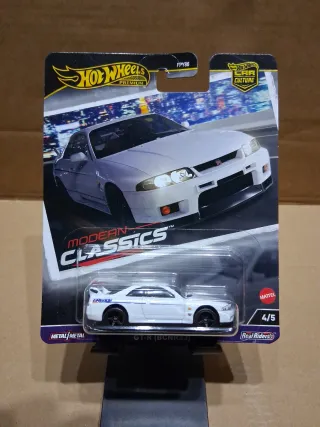 Hot Wheels Nissan GT-R R33 Premium