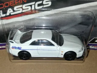 Hot Wheels Nissan GT-R R33 Premium