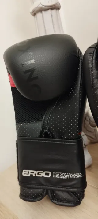 Guantes de Boxeo 8oz Nuevos,usados SOLO una vez