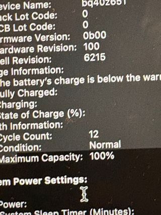 MacBook Air 13” 16GB RAM color Midnight con funda