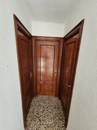 4 Puertas de madera