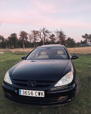 Peugeot 607 2004