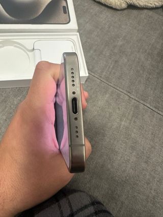 iPhone 15 Pro 256GB Titanio