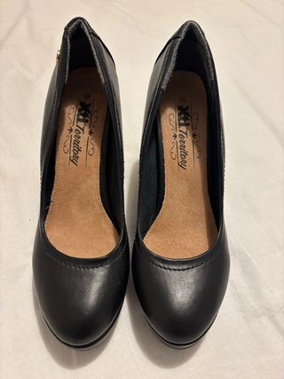 Zapatos de tacón negros